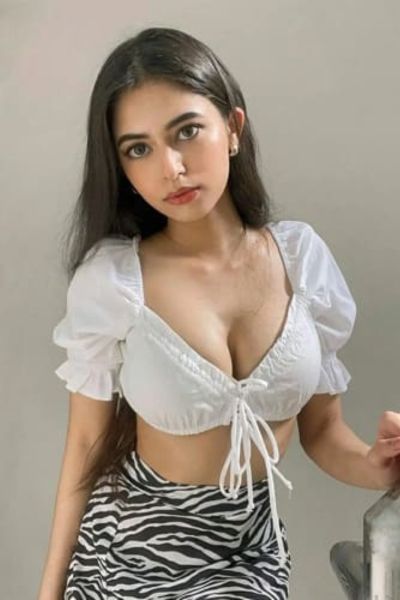 Housewife Celebrity Escorts In Bhopal